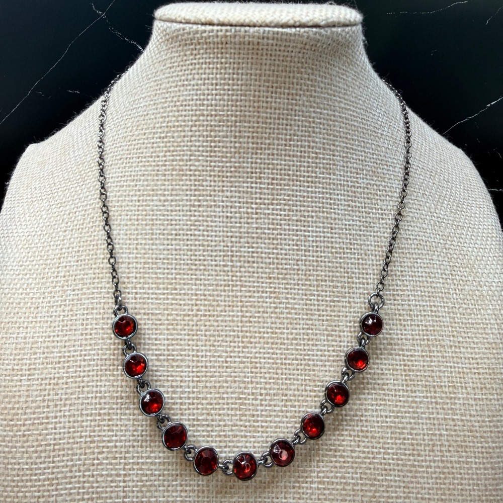 Liz Claiborne Gunmetal Red Crystal Bezel Set Necklace Adjustable Chain
